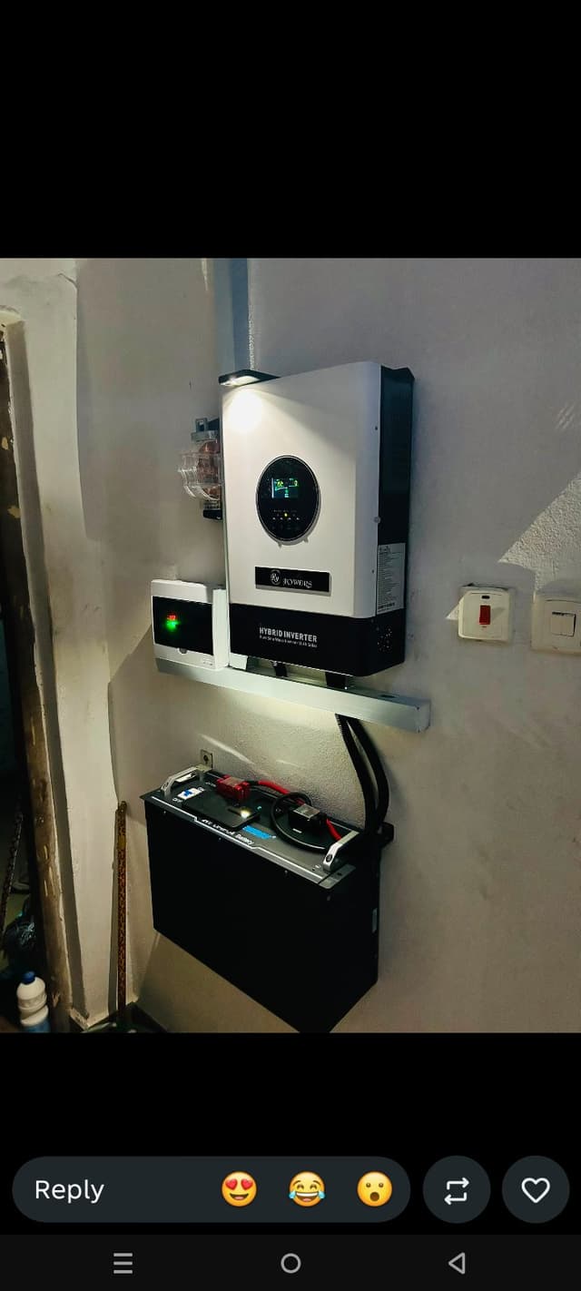 Mini solar 12v lithium battery with hybrid inverter